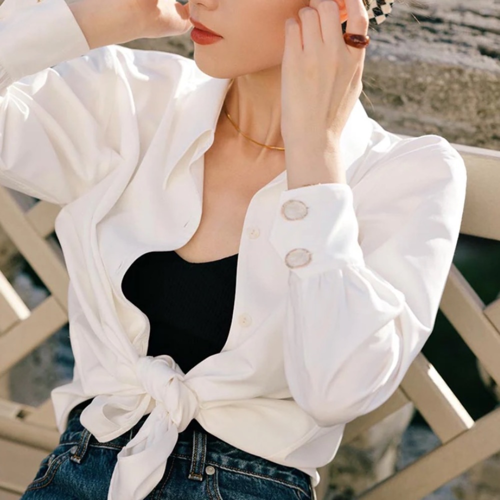 NWOT Petite Studio Valeria Blouse - Ivory